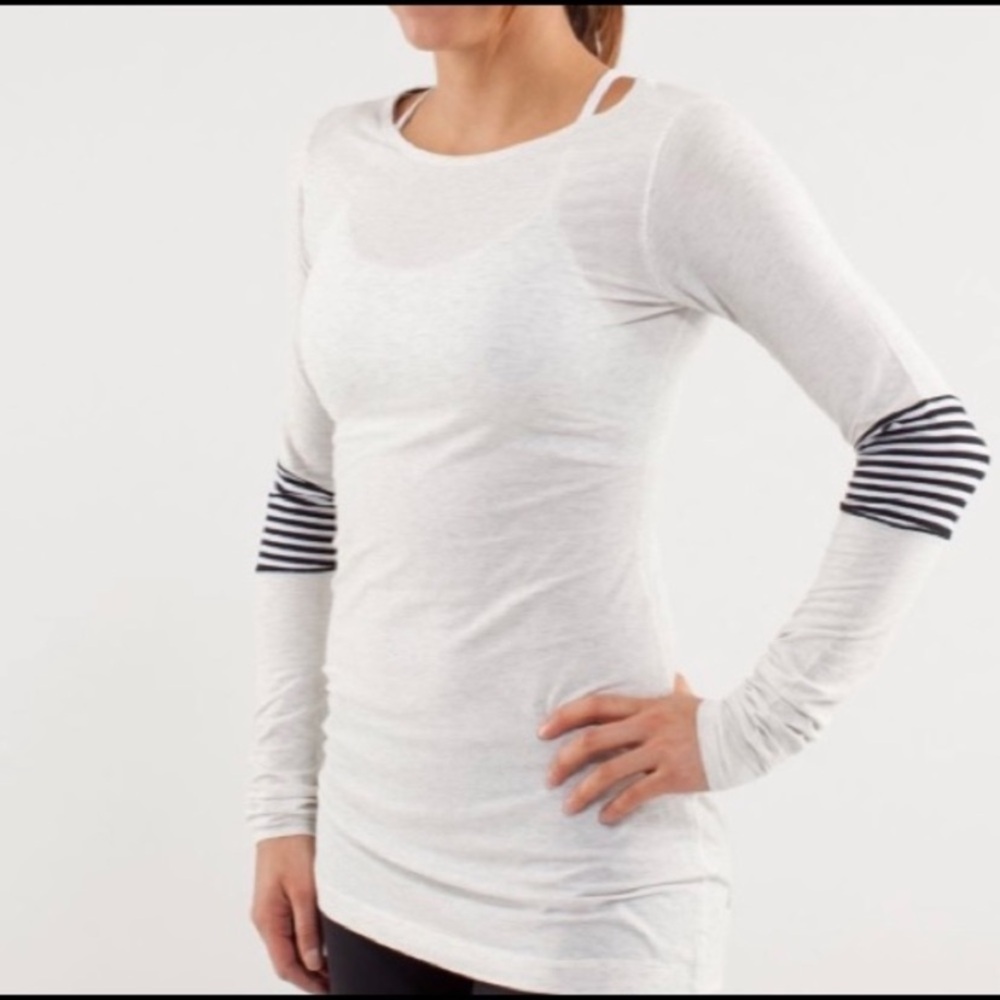 Lululemon Devotion Long Sleeve Tee - Size 10 - Picture 3 of 7